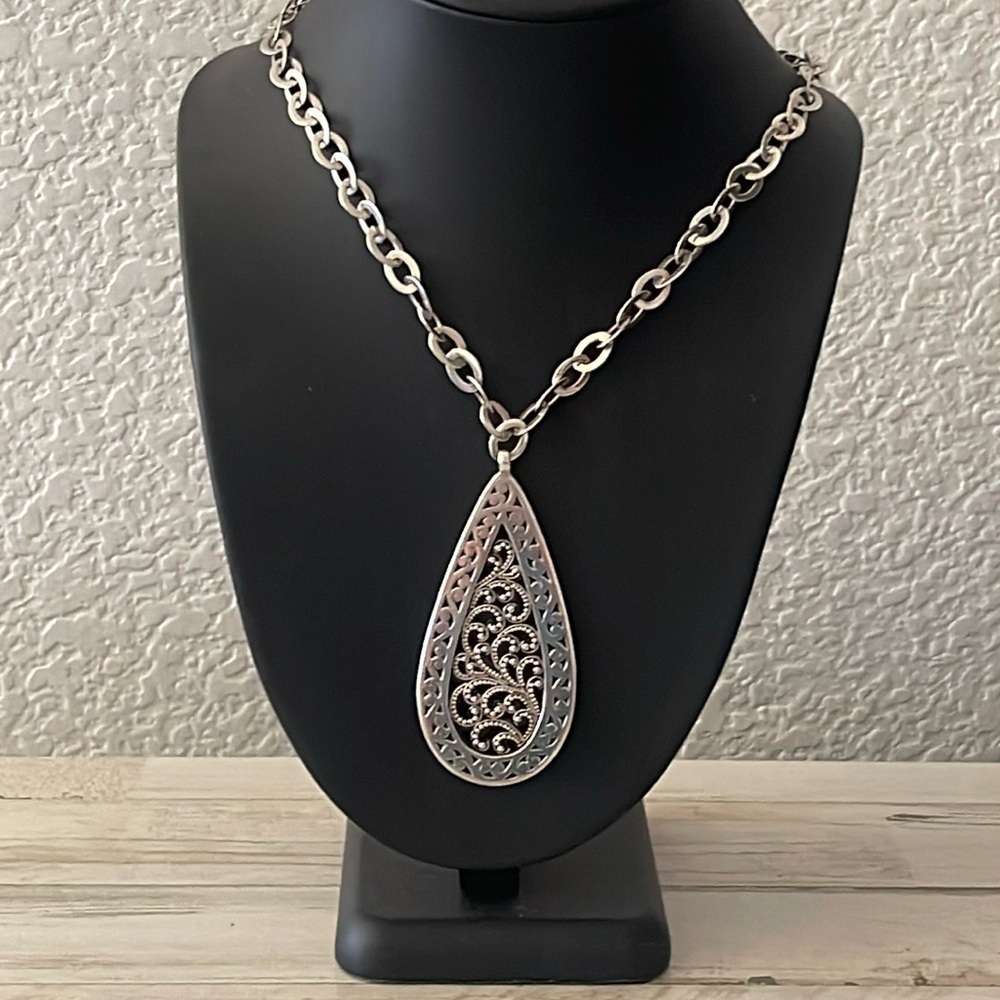 Lois Hill Sterling Silver Large Teardrop Filigree Pendant Necklace 18”